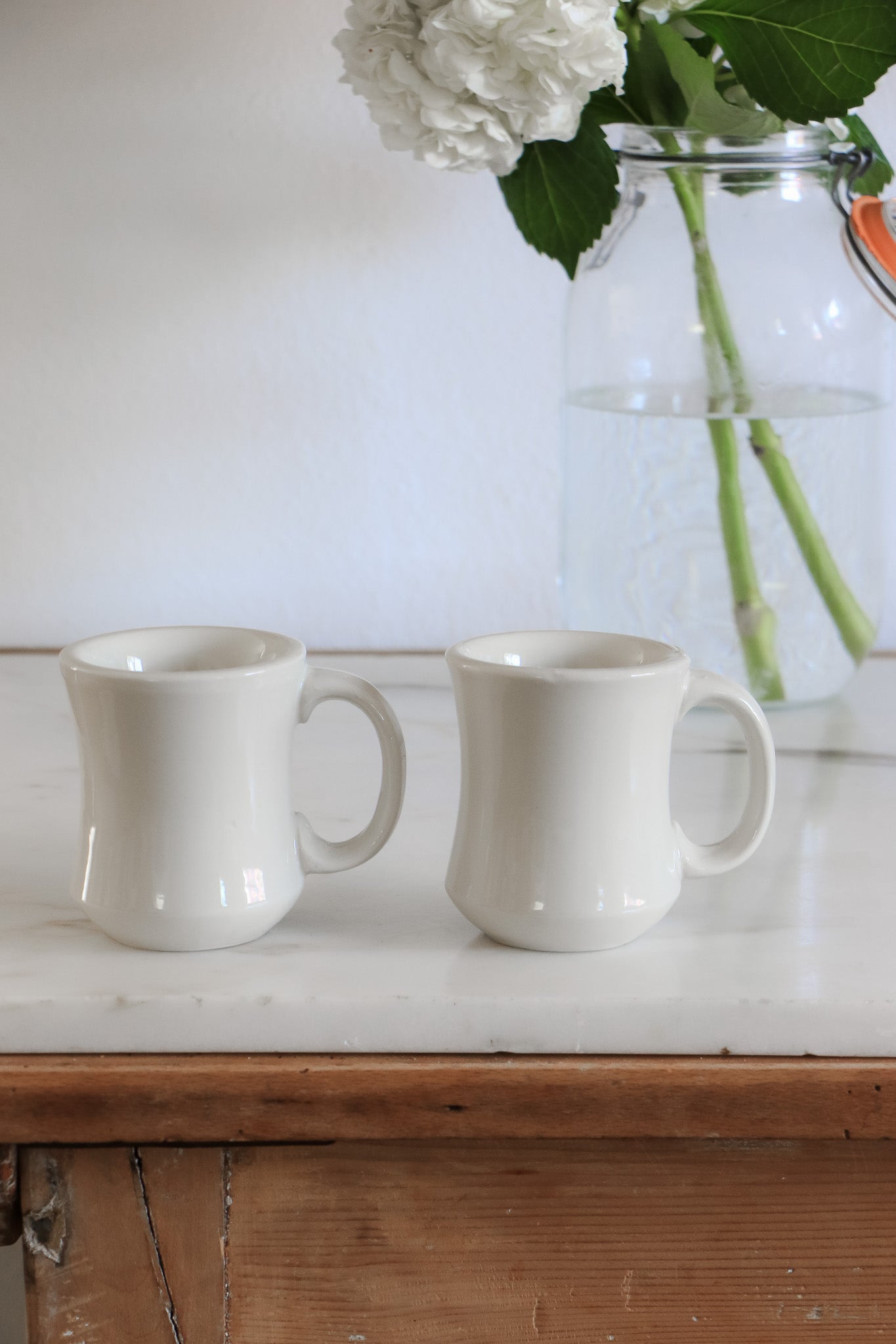 Vintage Restaurantware Mugs