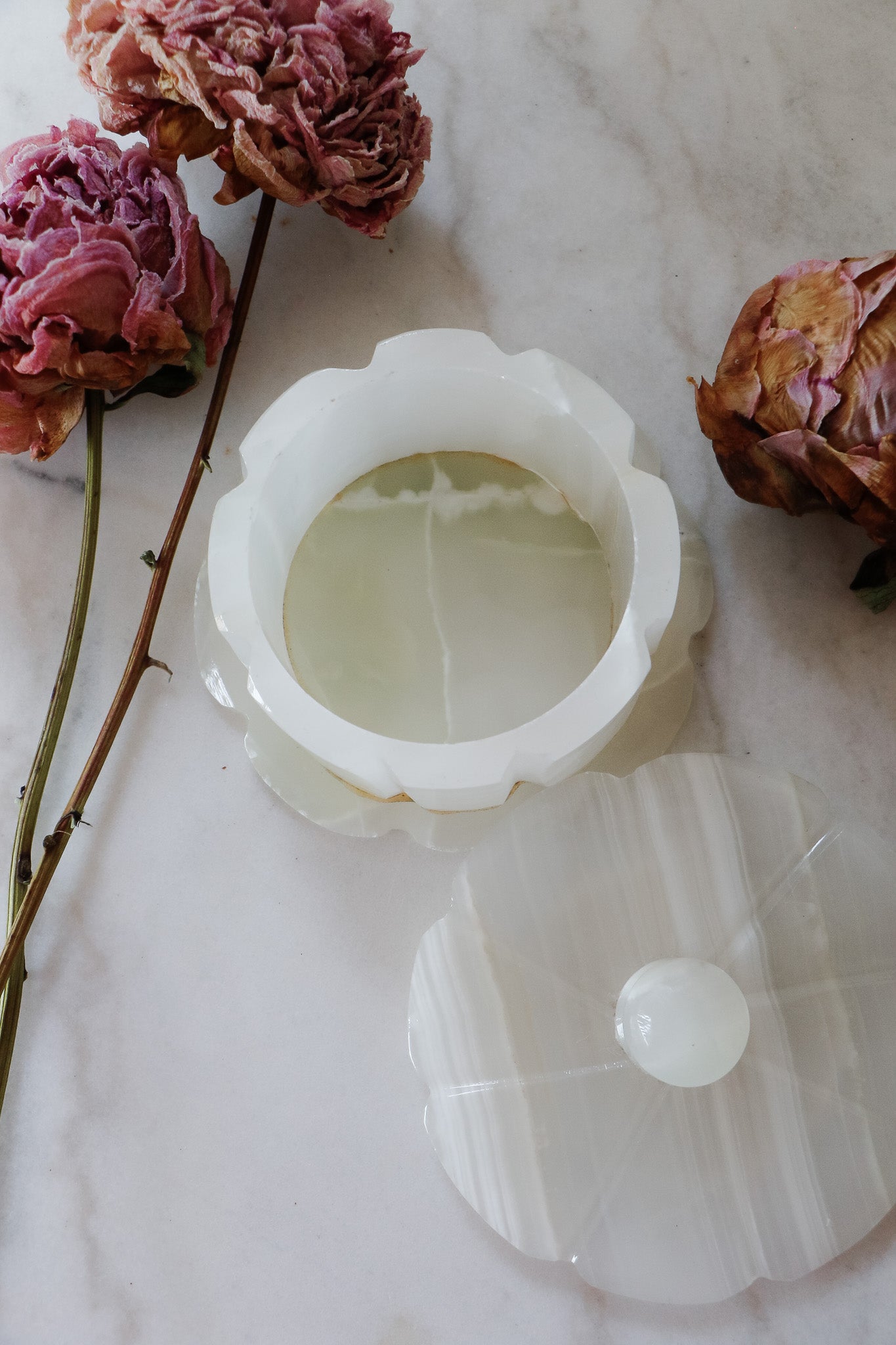 Vintage Alabaster Onyx Trinket Box