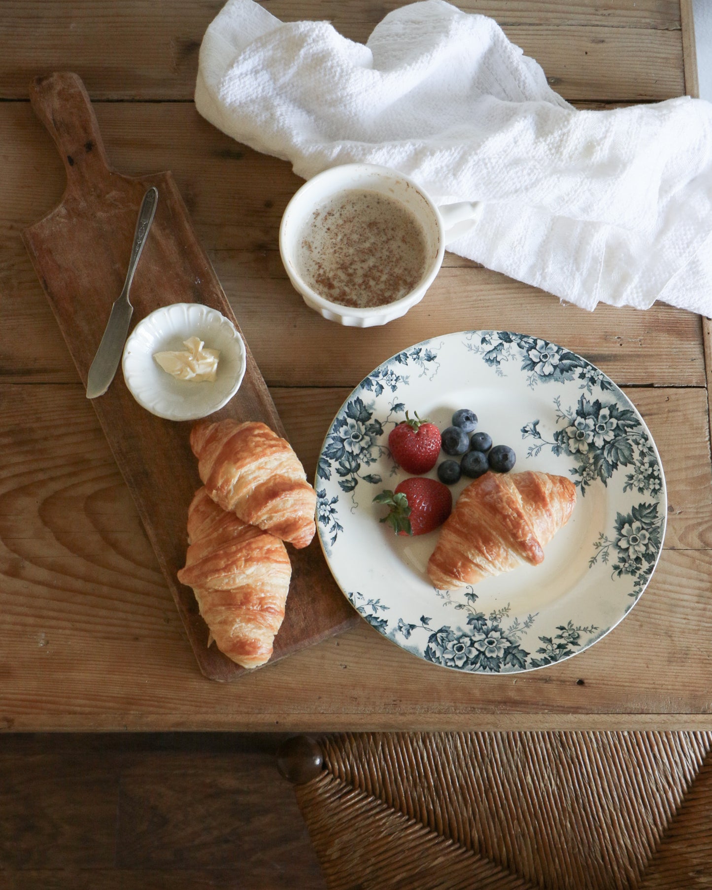 Vintage Wooden Cheese Board