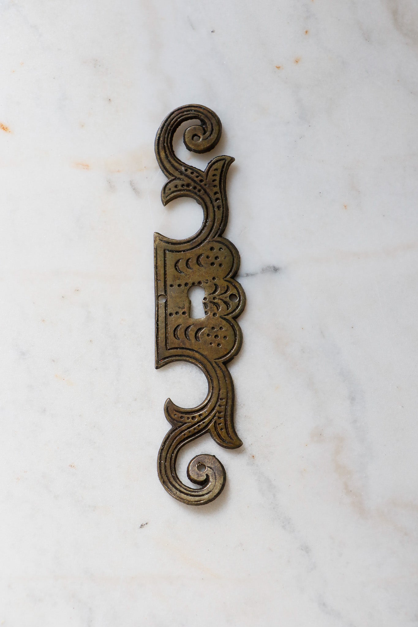 Vintage Brass Scroll Design Keyhole